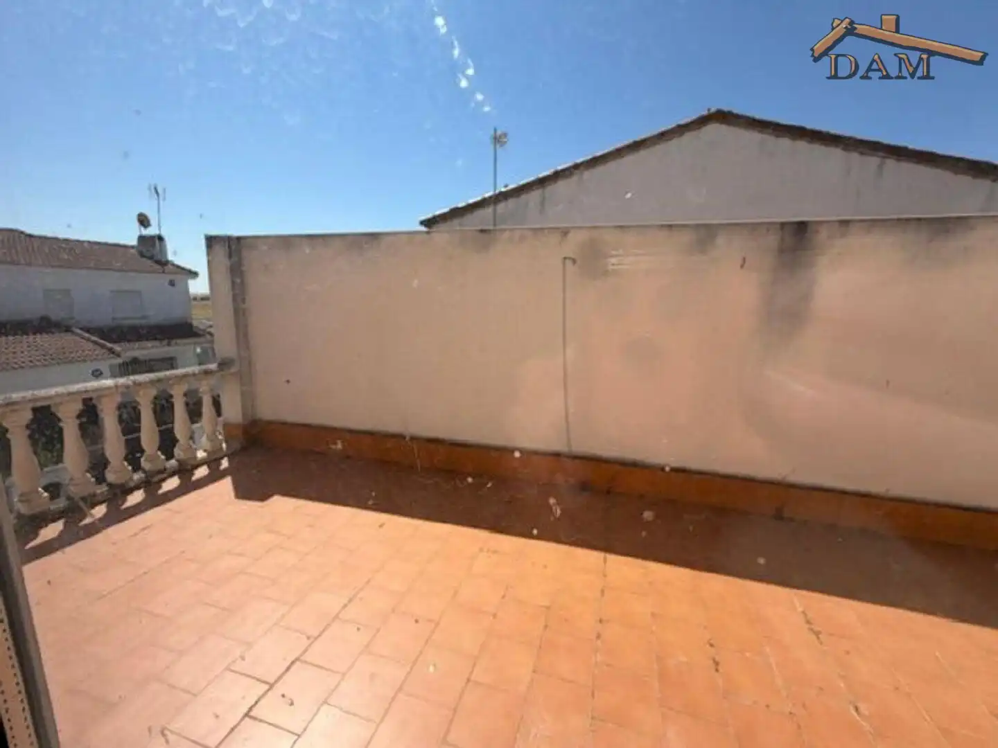 Terraza de Casa adosada en venta en Carmena