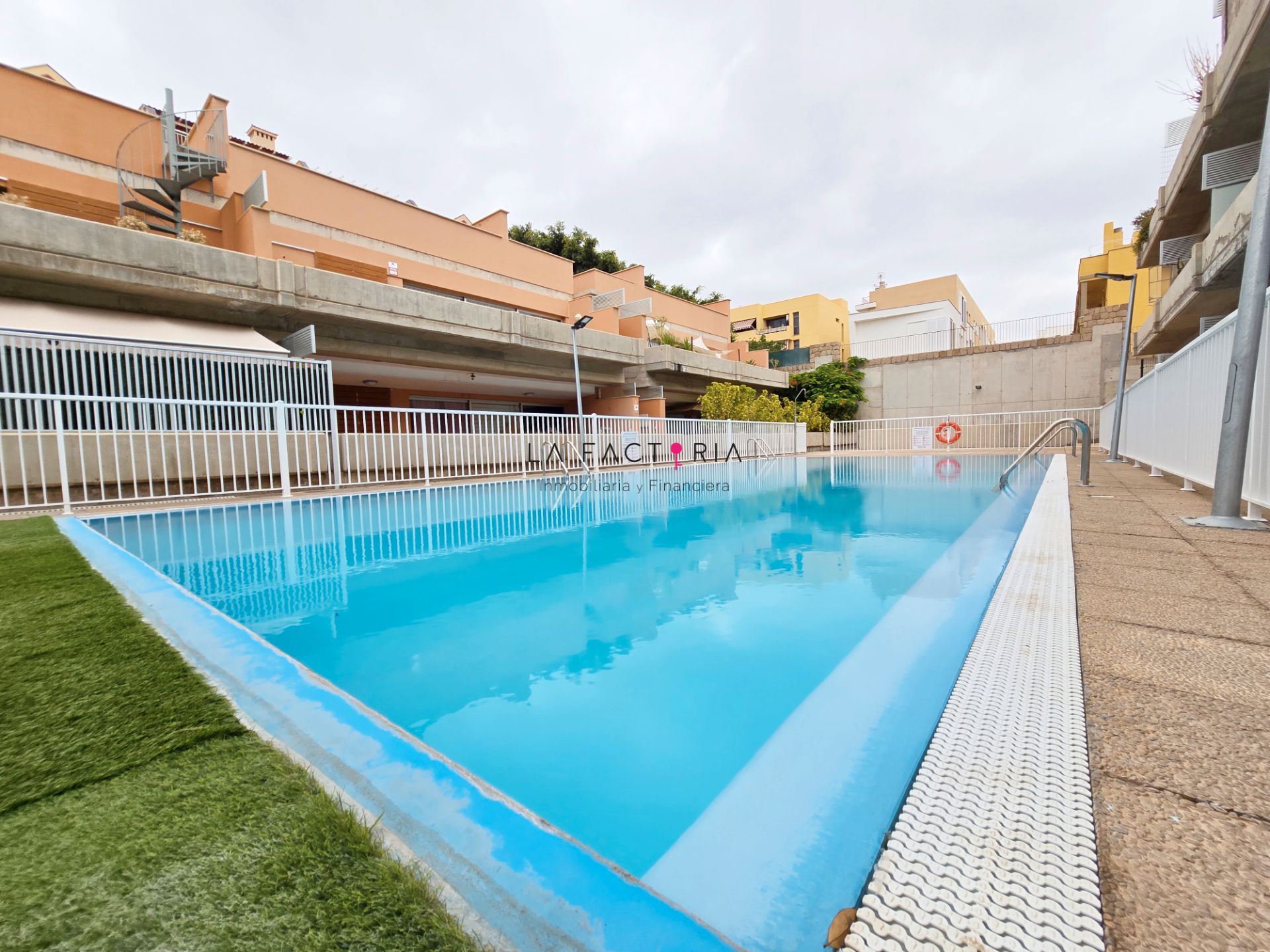 Swimming pool of Flat for sale in San Miguel de Abona  with Private garden, Terrace and Storage room