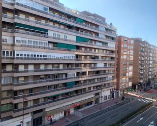 Exterior view of Flat for sale in Valladolid Capital  with Heating, Parquet flooring and Terrace