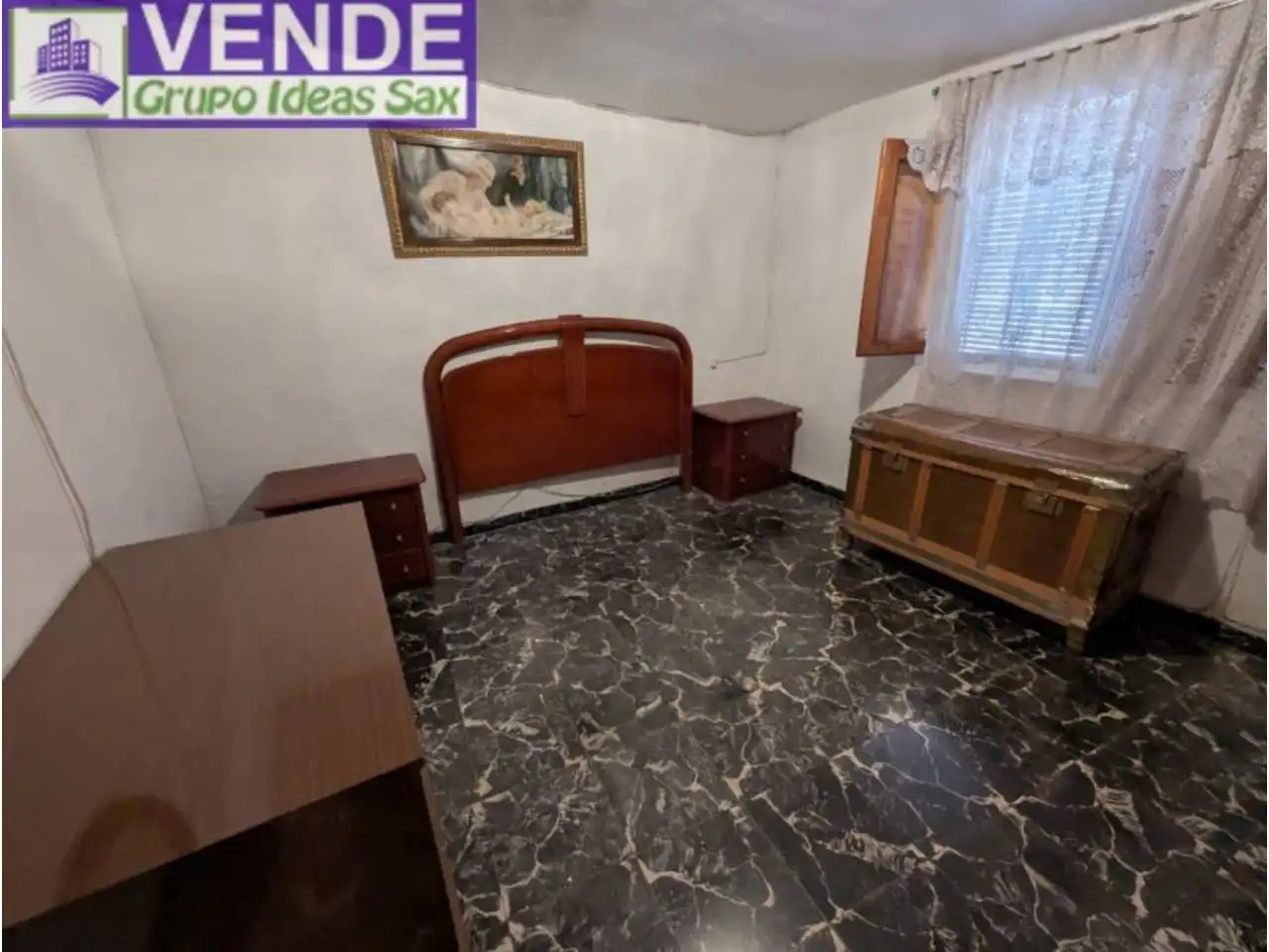 Detached homes for sale in Sax