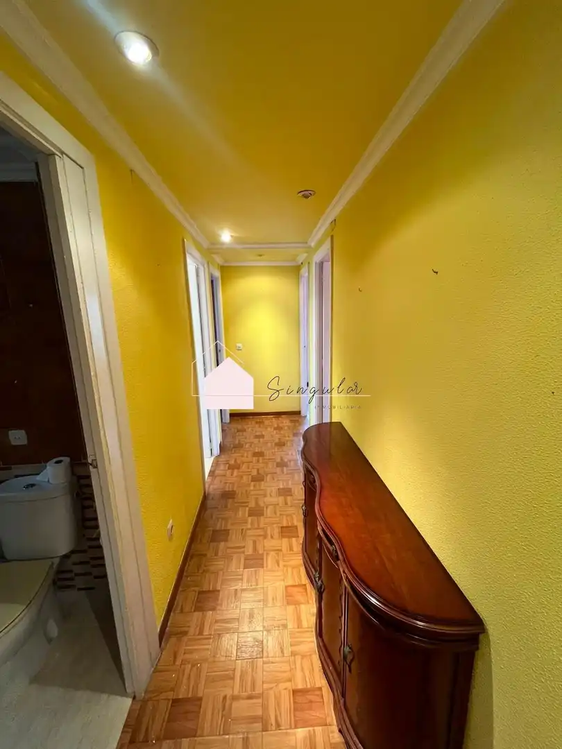 Piso en venta en Vigo  con Trastero