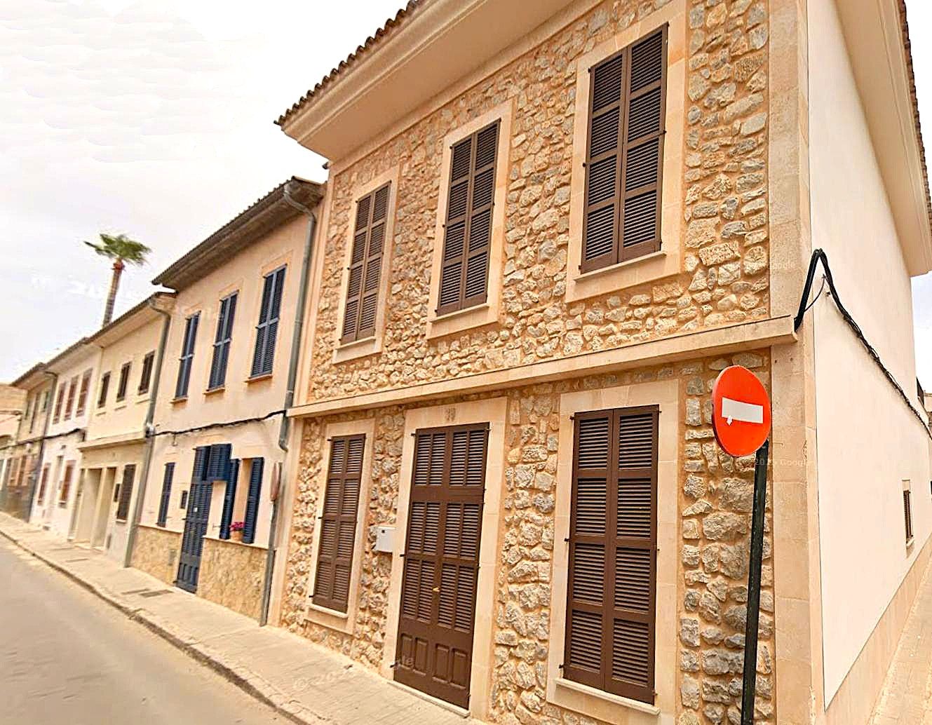 Exterior view of Single-family semi-detached for sale in Sant Llorenç des Cardassar  with Terrace