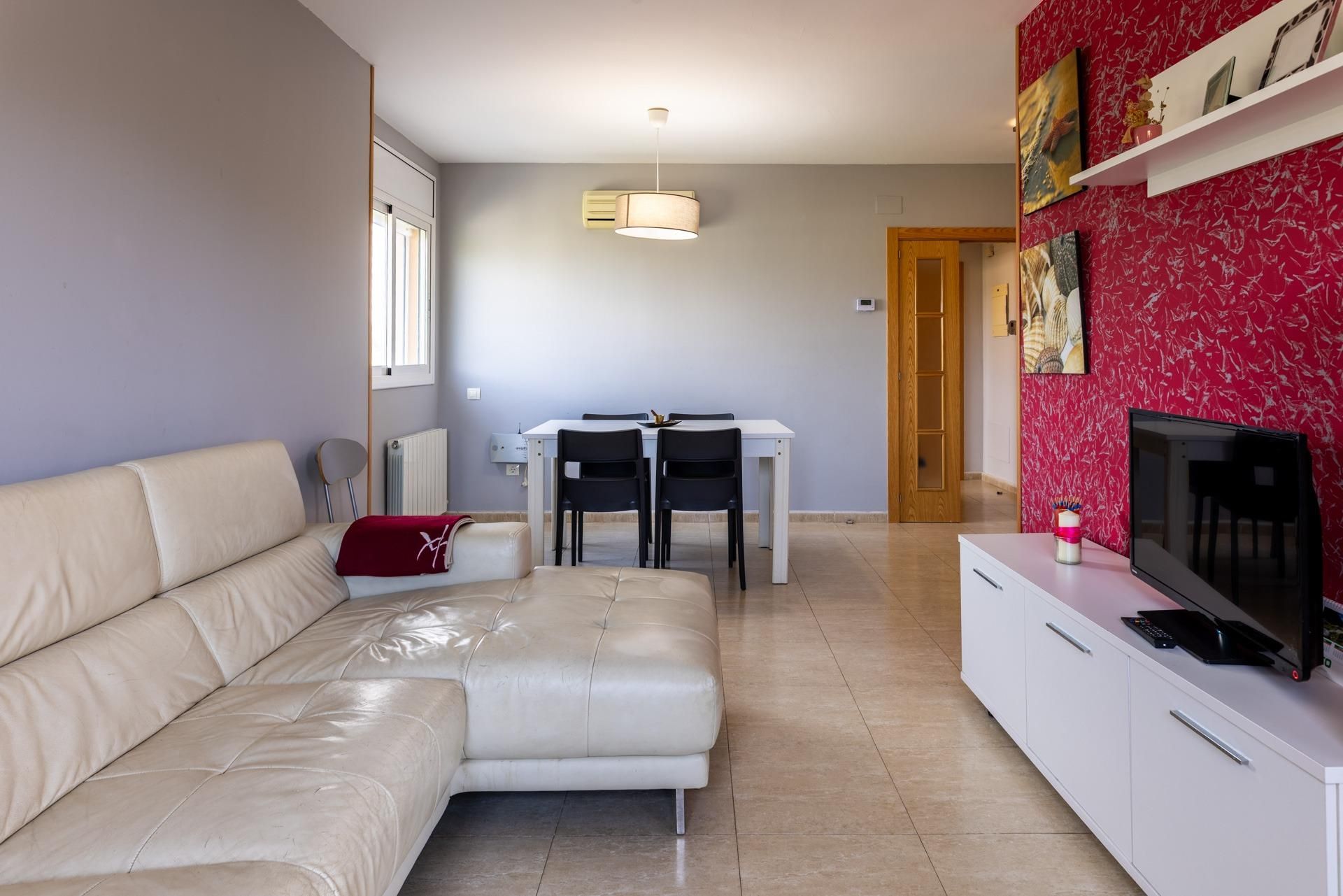 Sala de estar de Piso de alquiler en Roda de Berà con Aire acondicionado, Calefacción y Terraza