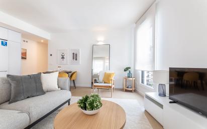 Living room of Flat to rent in  Madrid Capital  with Air Conditioner