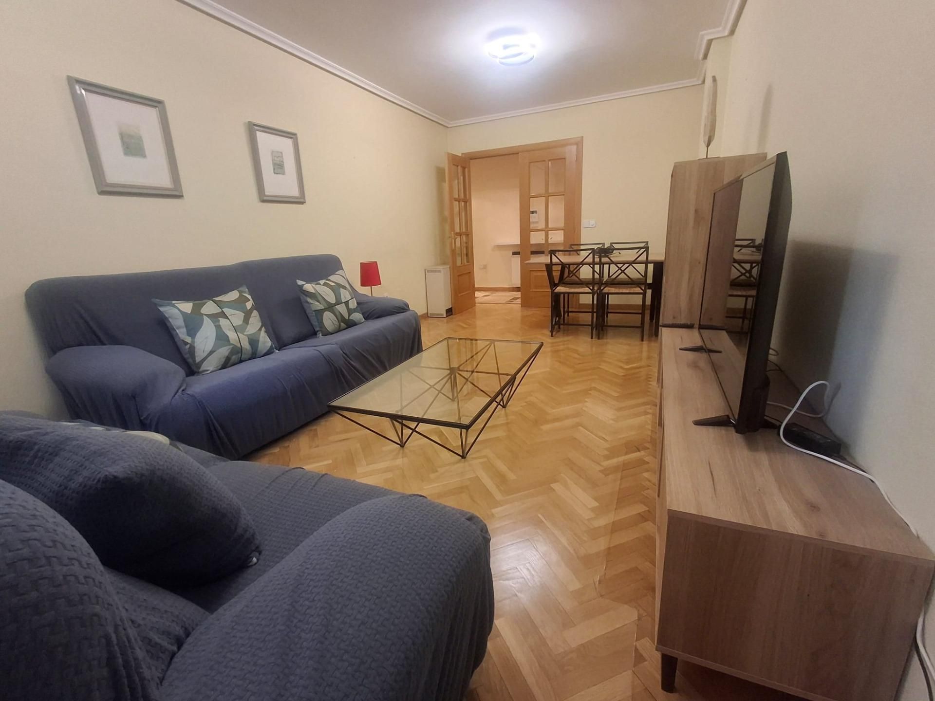 Living room of Flat to rent in Ponferrada  with Terrace and Storage room