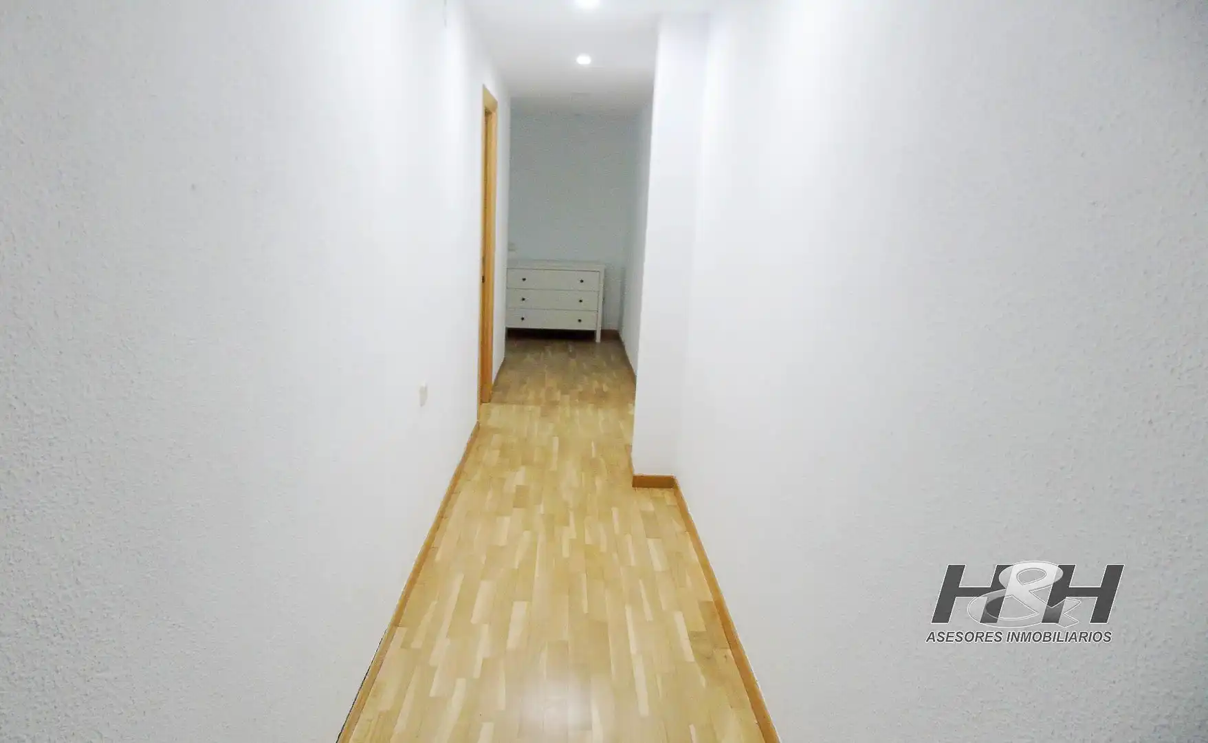 Pis de lloguer en Burjassot amb Parquet i Balcó