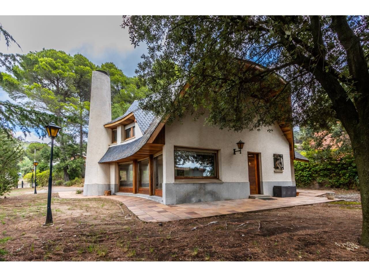 Vista exterior de Casa o xalet en venda en Matadepera amb Calefacció, Jardí privat i Parquet