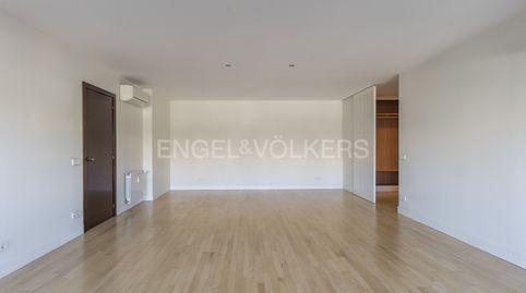 Foto 4 de Piso de alquiler en Hiedra, Castilla, Madrid Capital