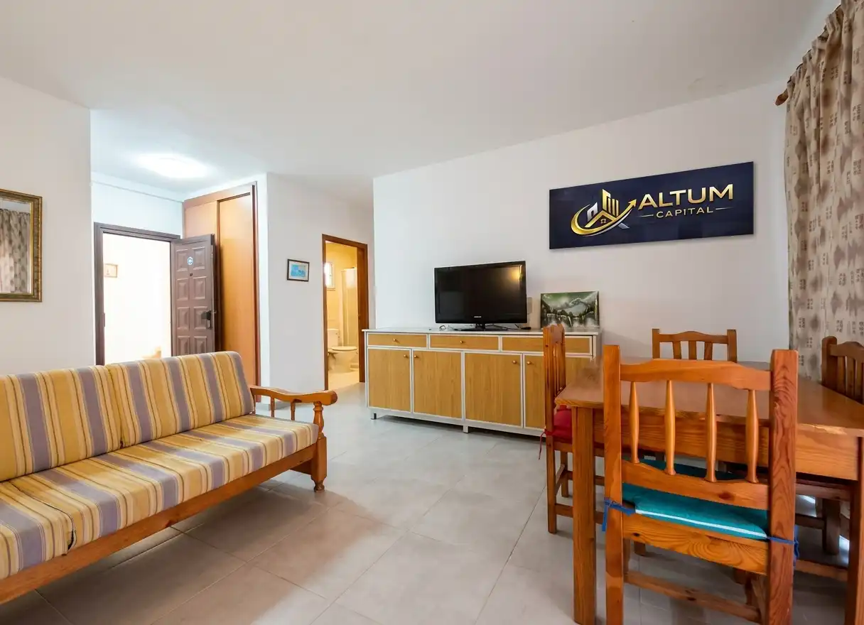 Piso con terraza en venta en Avenida Juan Carlos I 31, imagen 3