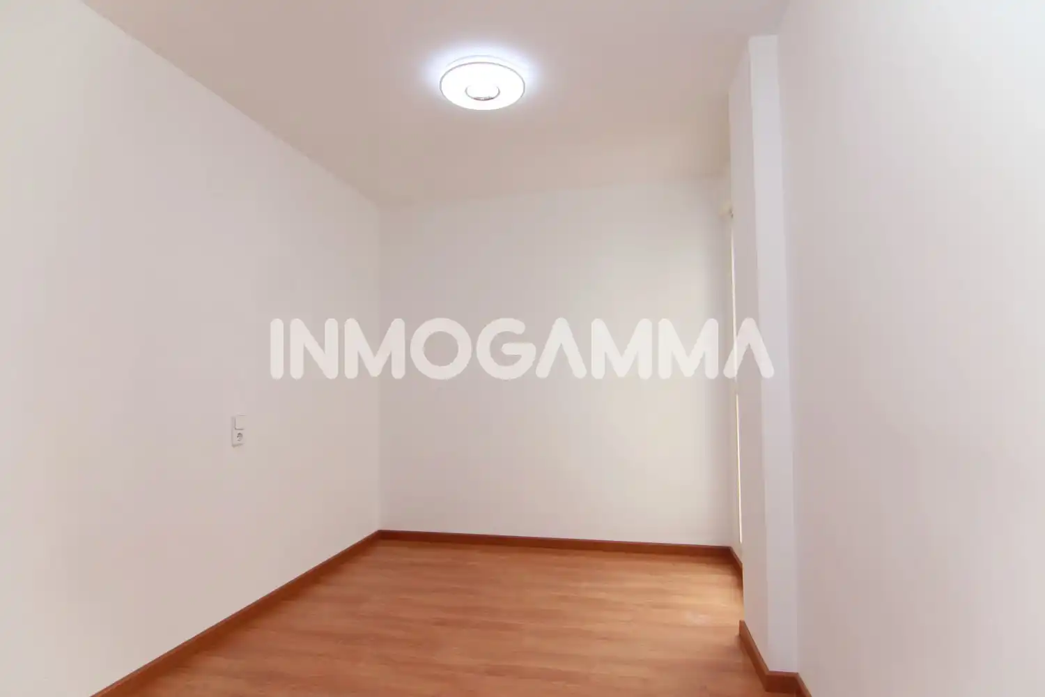 Flat for sale in Favara  with Air Conditioner, Storage room and Balcony