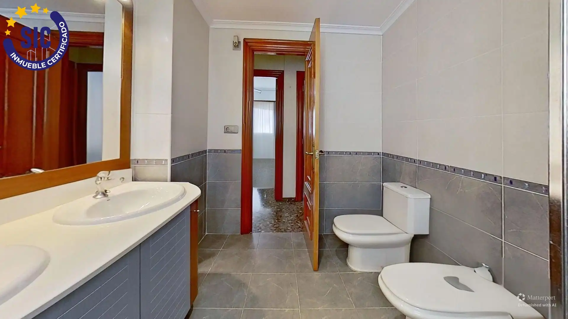 Baño de Piso en venta en Valencia con Aire acondicionado, Calefacción y Balcón