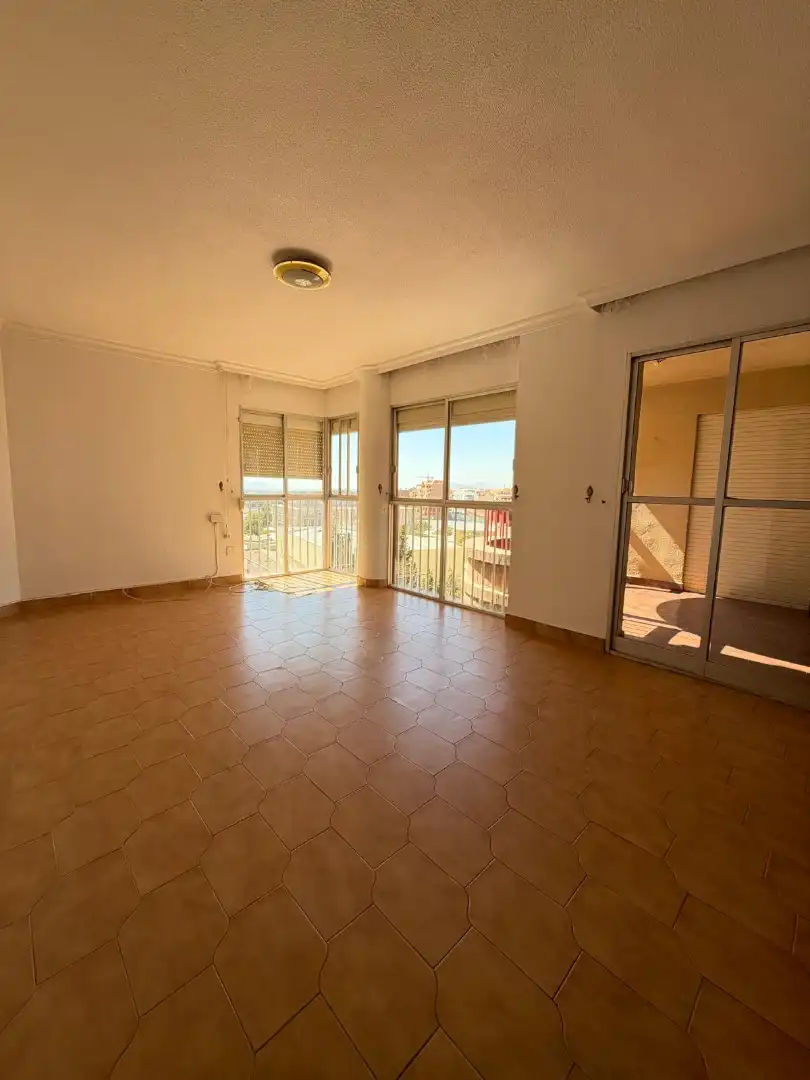 Appartamento con ascensore in vendita a Alameda de Cervantes 10