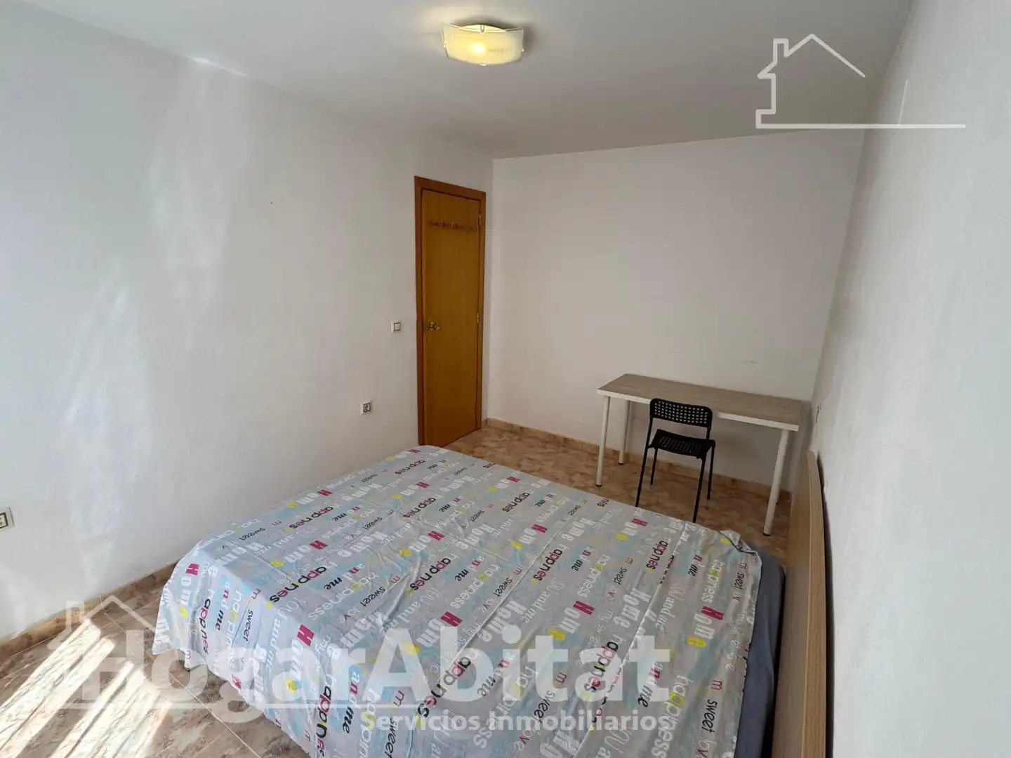 Bedroom of Flat for sale in Sur