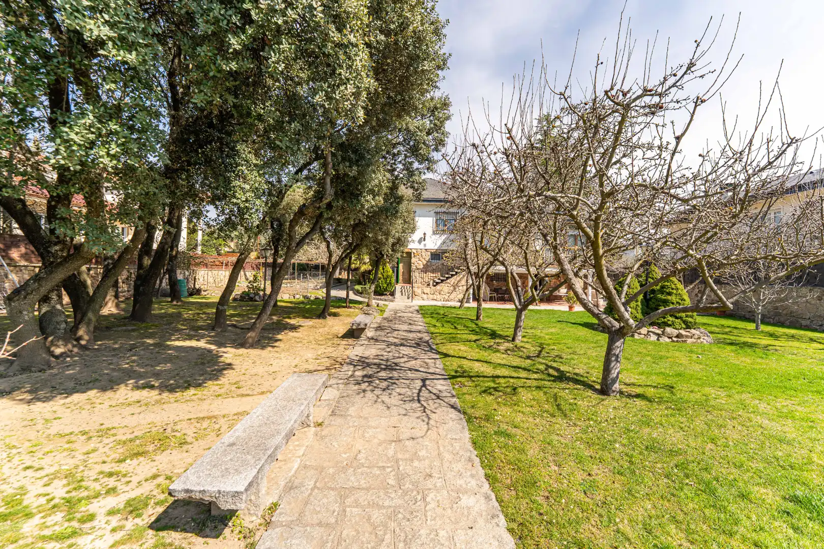 Garden of Houses for sale in Alpedrete  with Furnished