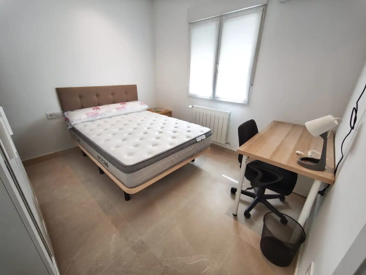 Habitación de Piso para compartir en San Pedro