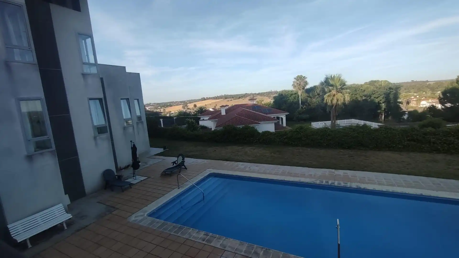 Piscina de Casa o xalet en venda en Badajoz amb Aire condicionat, Calefacció i Jardí privat