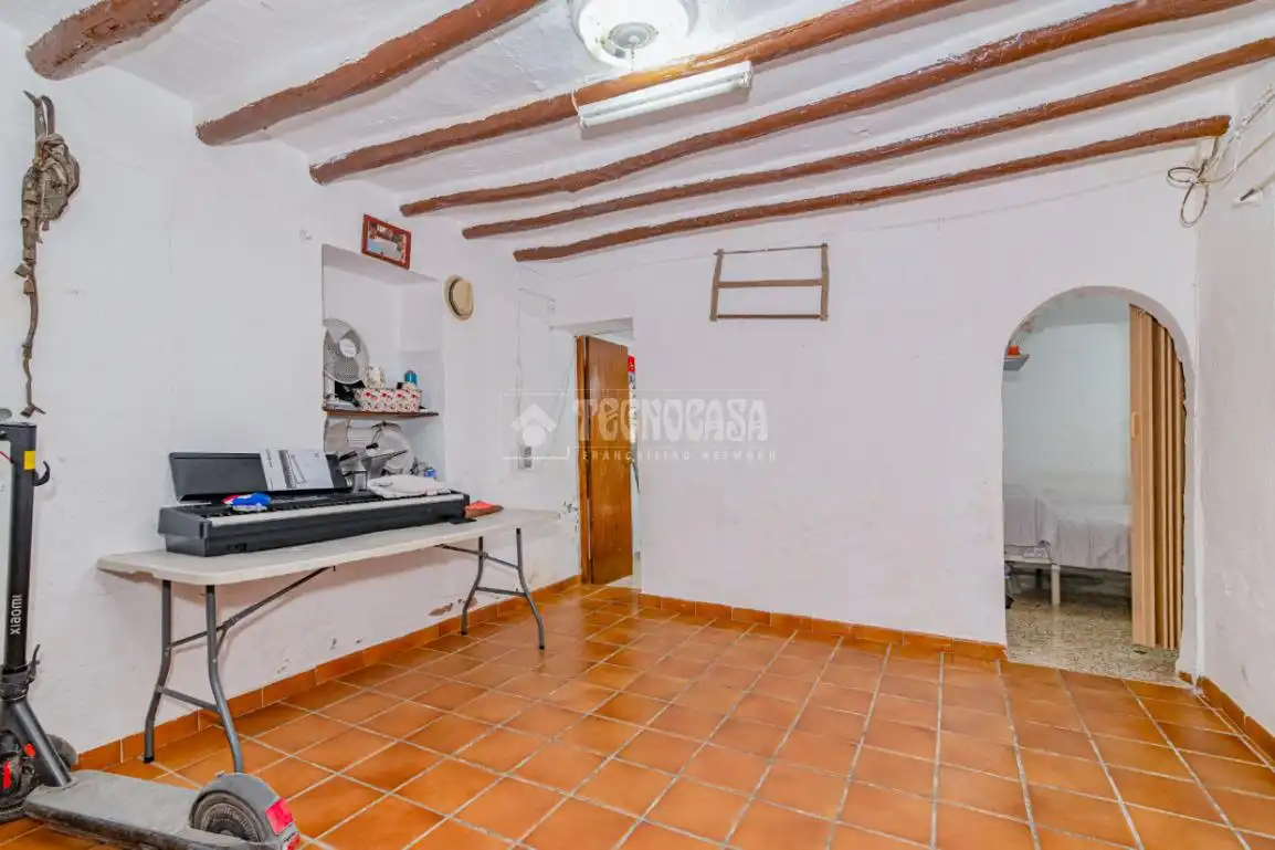 Casa rustica con giardino in vendita a LOS RAMONES, imagen 3