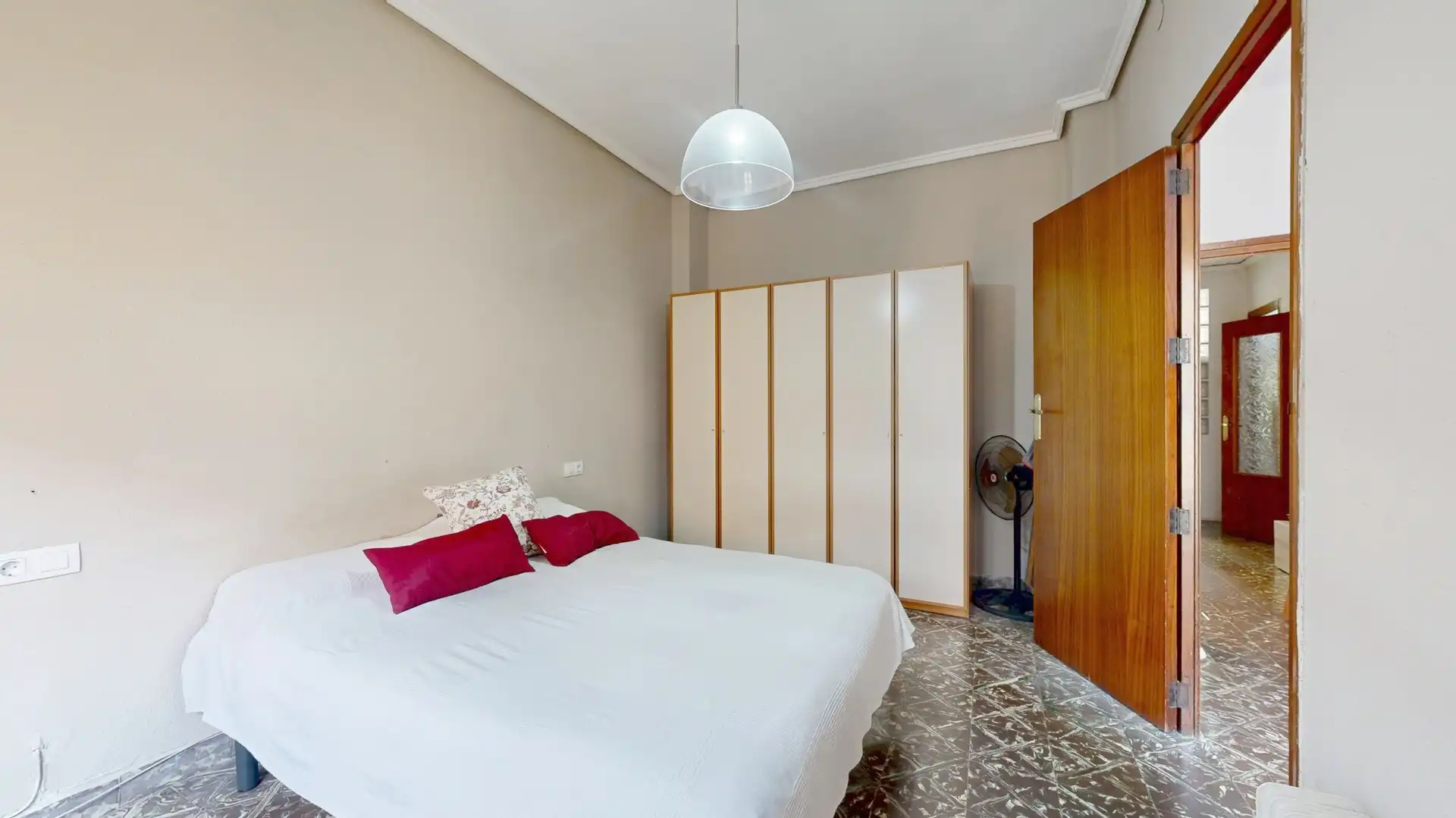 Habitación de Piso en venta en Torrent con Jardín privado, Terraza y Trastero