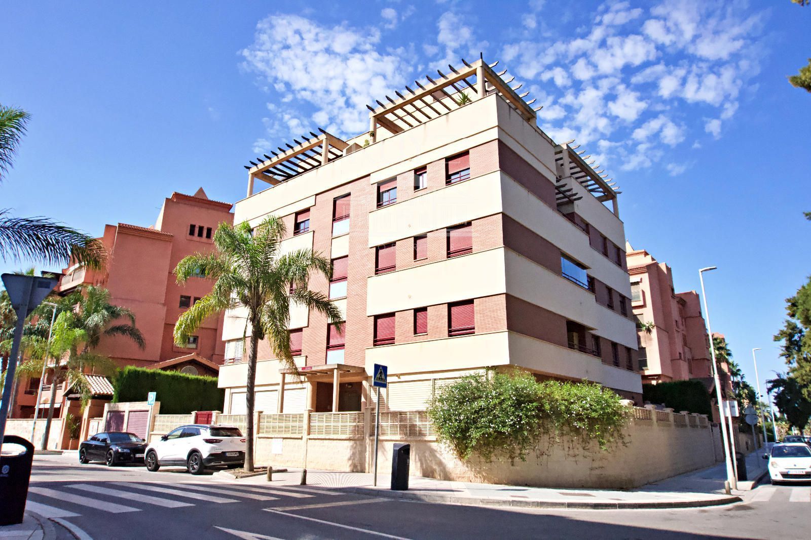 Vista exterior de Pis de lloguer en Motril amb Aire condicionat, Calefacció i Terrassa