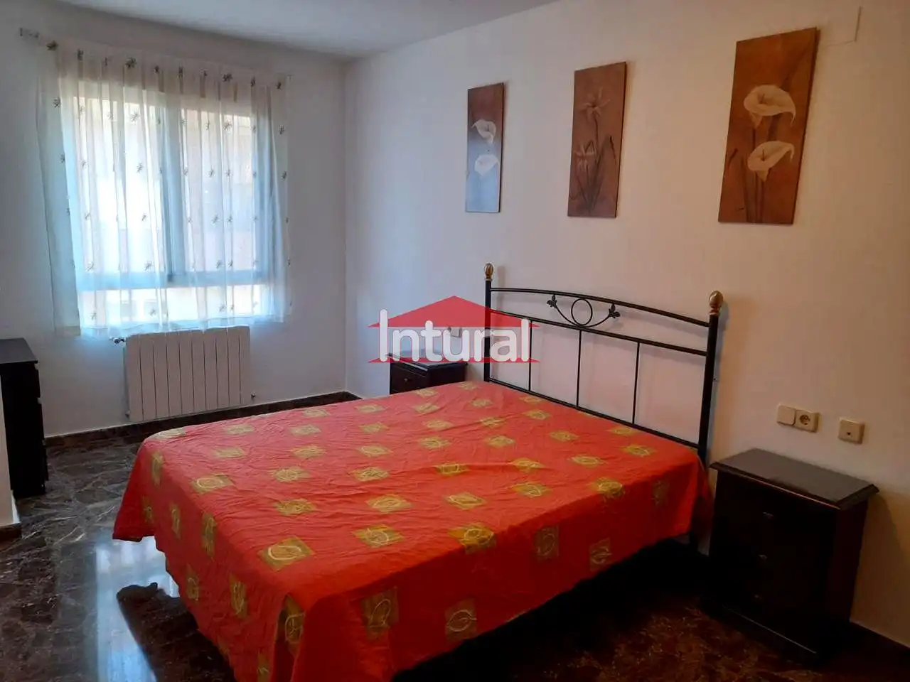 Habitación de Piso de alquiler en Albacete con Amueblado