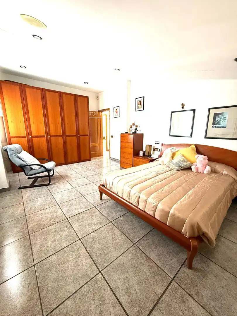 Dormitori de Casa o xalet en venda en Arenys de Munt amb Calefacció, Terrassa i Moblat