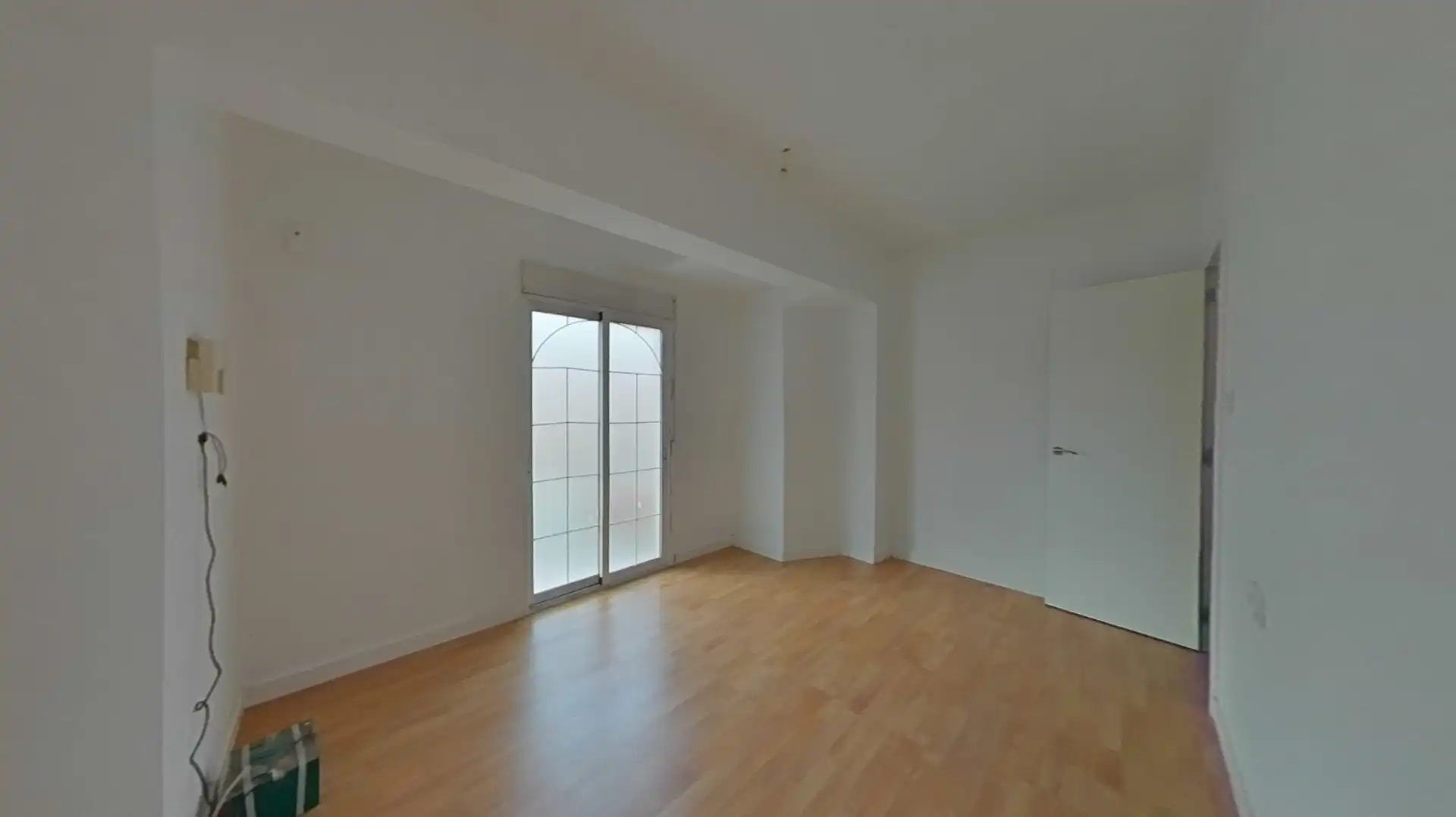Habitación de Piso en venta en Valencia con Balcón