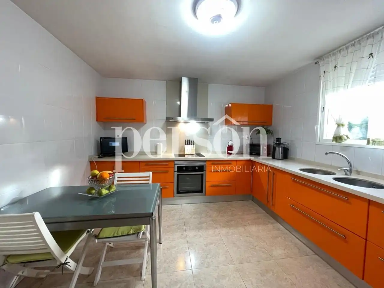 Cuina de Casa o xalet en venda en Godelleta amb Terrassa i Piscina
