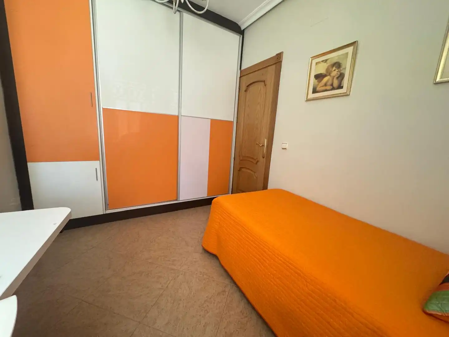 Dormitori de Casa o xalet en venda en Andújar amb Aire condicionat, Terrassa i Moblat