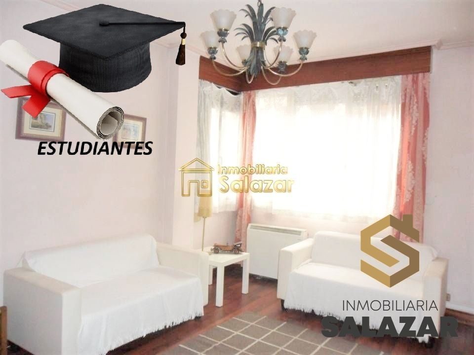 Bedroom of Flat to rent in Bilbao   with Heating