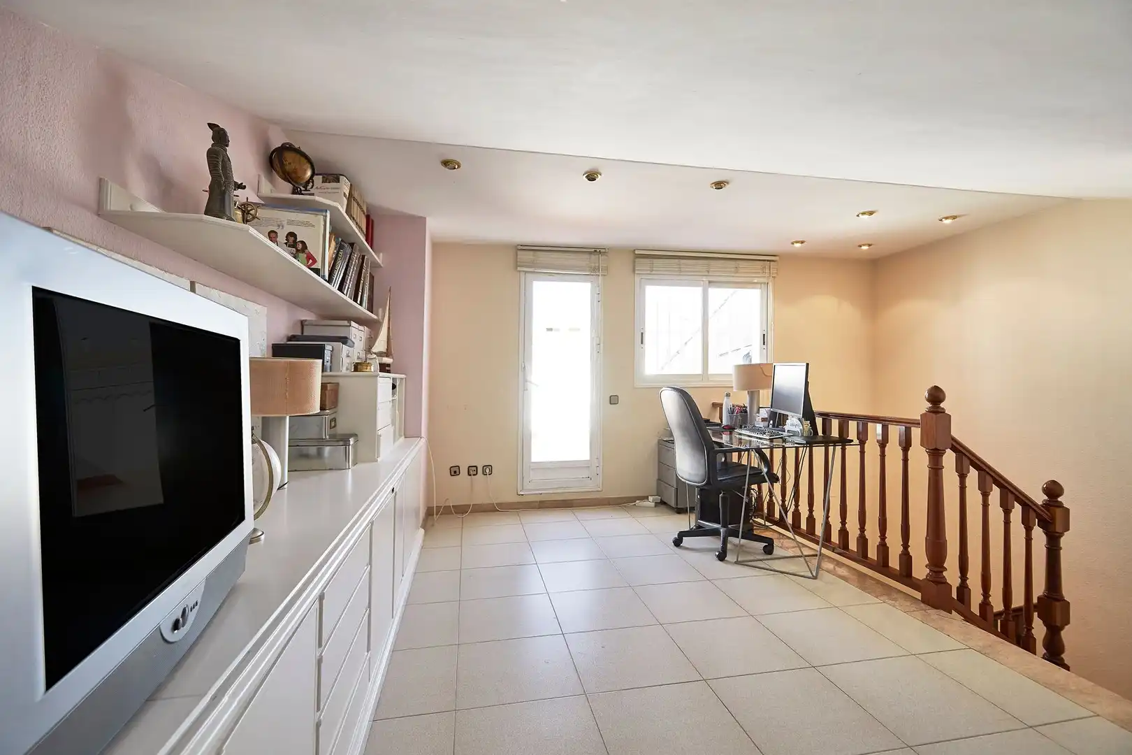 Detached homes for sale in Badalona  with Air Conditioner, Heating and Terrace