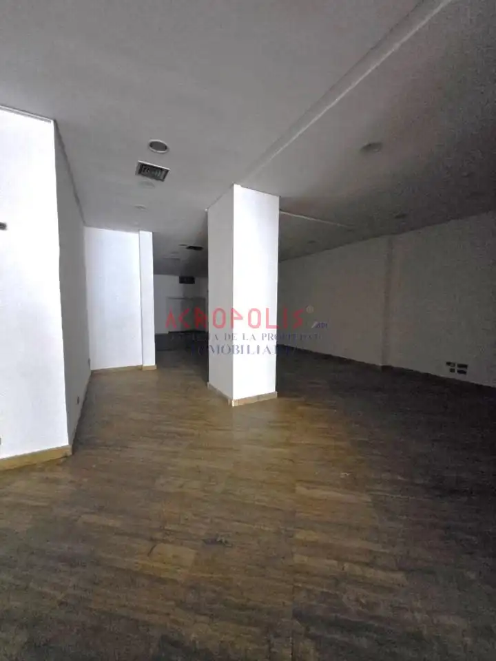Local comercial en venda a Calle Gil Y Carrasco 3 24001 Leon, imagen 16