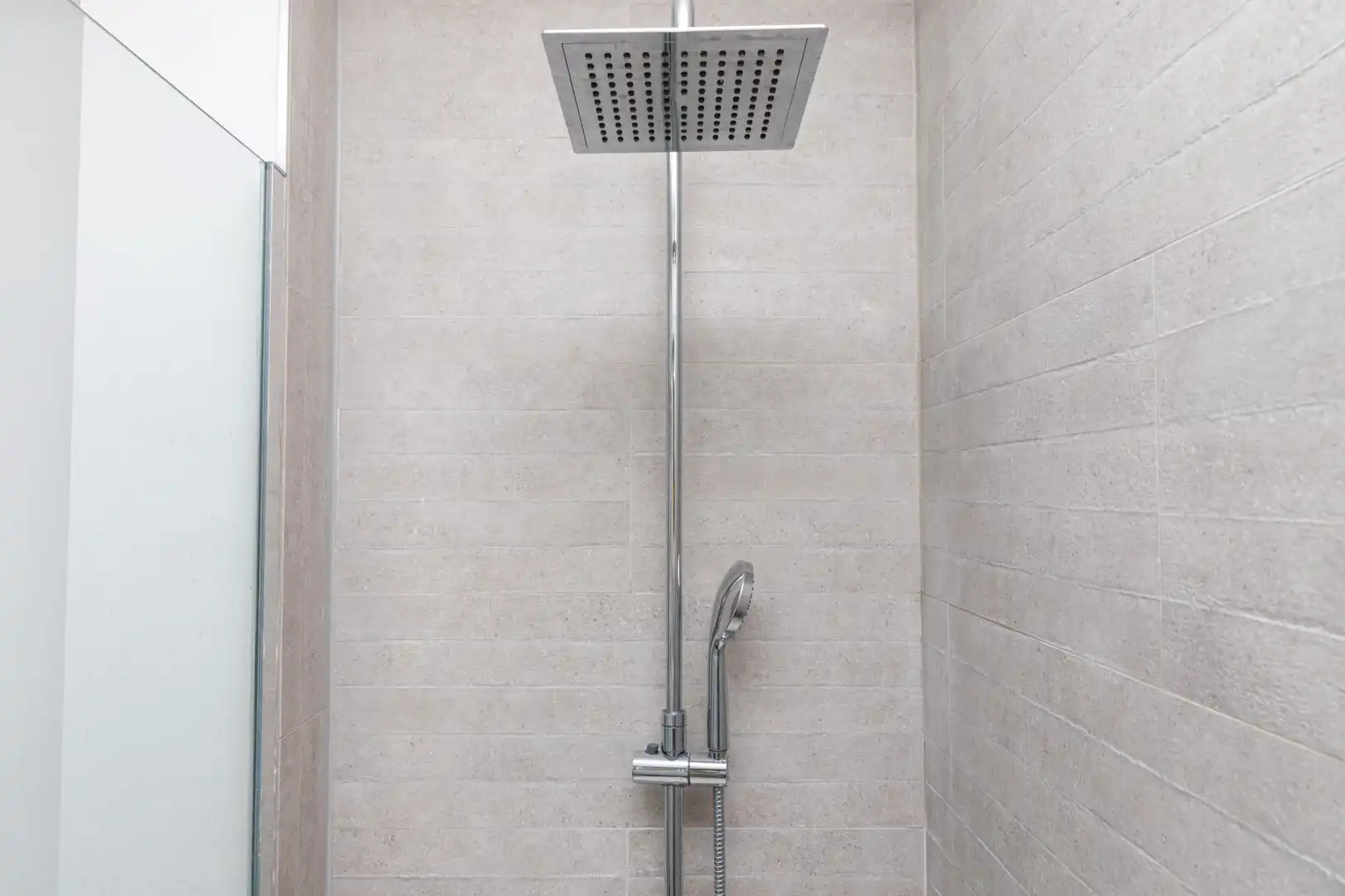 Bathroom of Detached homes for rent in Estepona  with Air Conditioner, Private garden and Terrace
