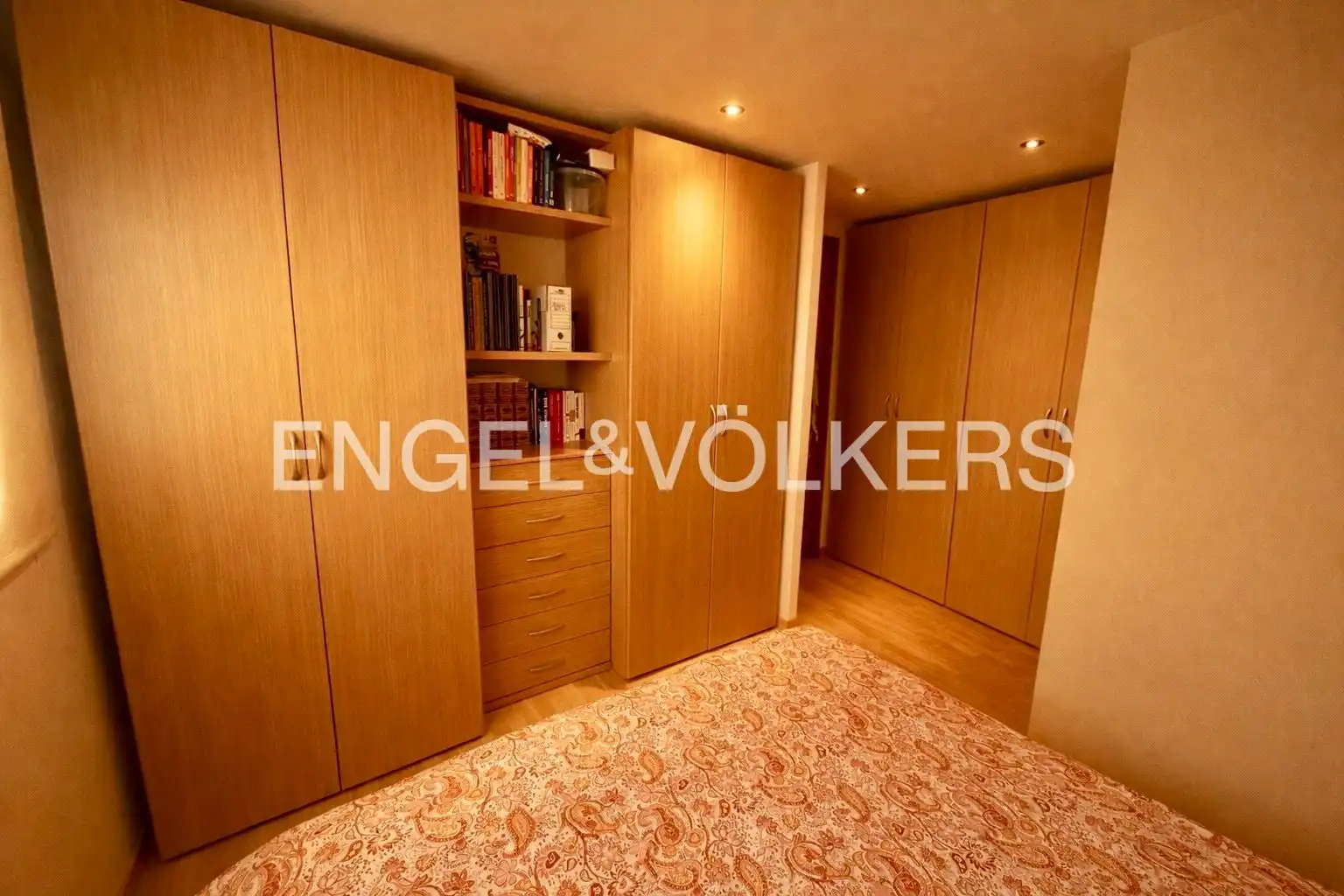 Habitación de Ático en venta en Alella con Aire acondicionado, Calefacción y Parquet