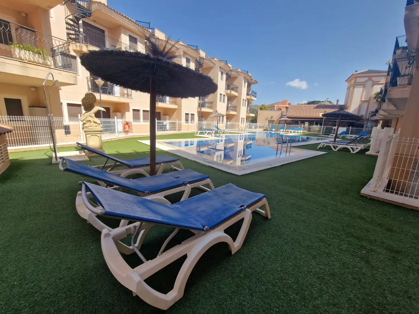 Piscina de Apartamento en venta en Águilas con Aire acondicionado, Jardín privado y Terraza