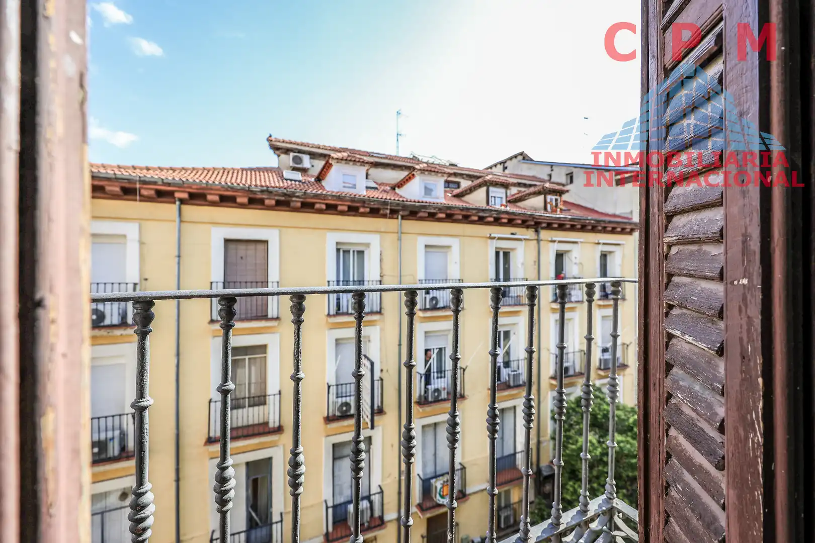 Balcony of Flat for rent in Madrid  with Air Conditioner, Heating and Parquet flooring
