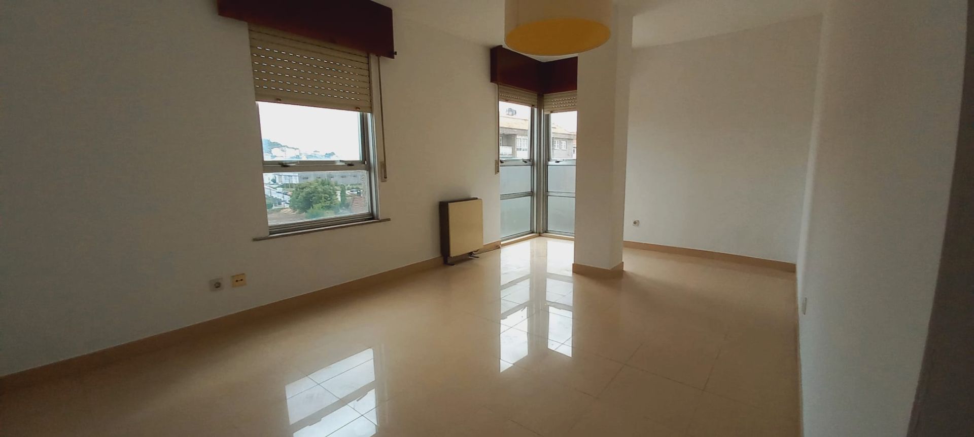 Wohnzimmer von Wohnung zum verkauf in Ames mit Heizung und Parkett