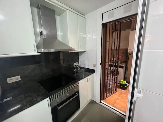 Cocina de Piso de alquiler en Barcelona con Aire acondicionado, Calefacción y Parquet