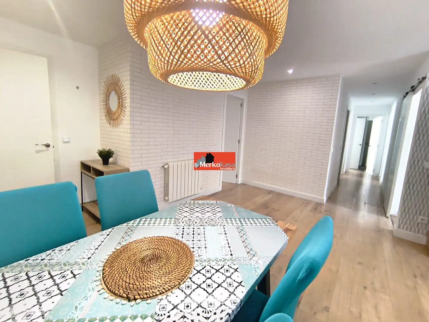Comedor de Piso en venta en Lugo con Calefacción, Trastero y Amueblado