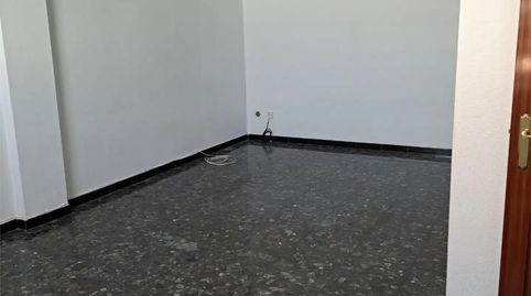 Foto 5 de Casa adosada en venta en Calle Alcalá del Río, 32, Nueva Alcalá, Alcalá de Guadaira