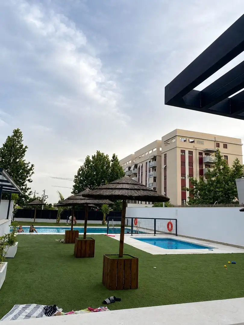 Swimming pool of Flat for rent in Córdoba  with Heating, Terrace and Storage room