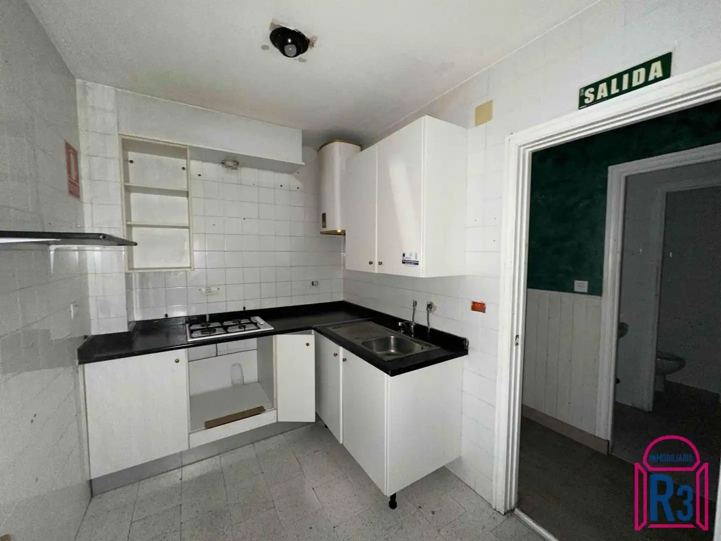 Local comercial en venda a Santo Tirso, imagen 5