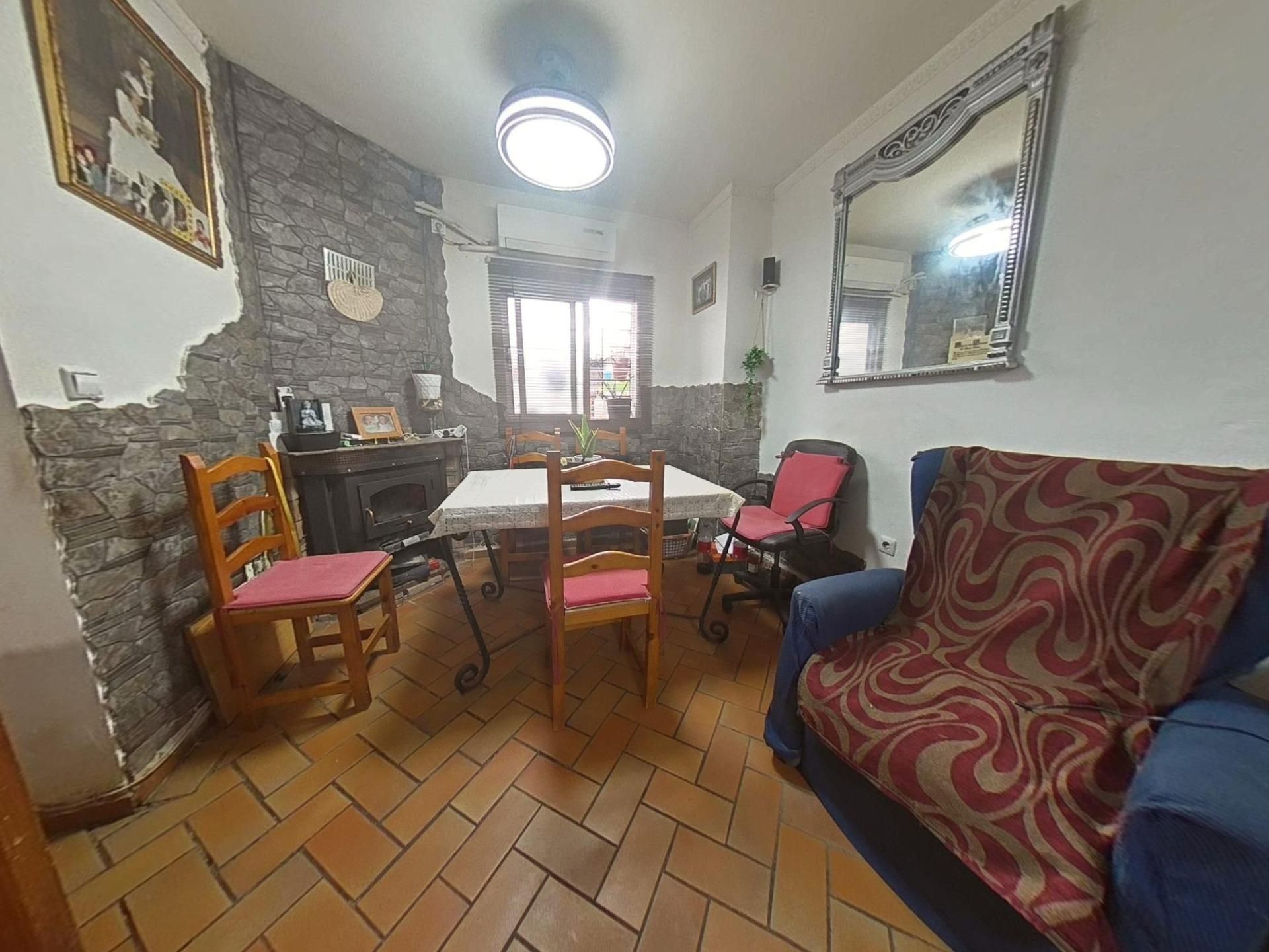 Sala d'estar de Casa o xalet en venda en  Córdoba Capital amb Aire condicionat i Terrassa