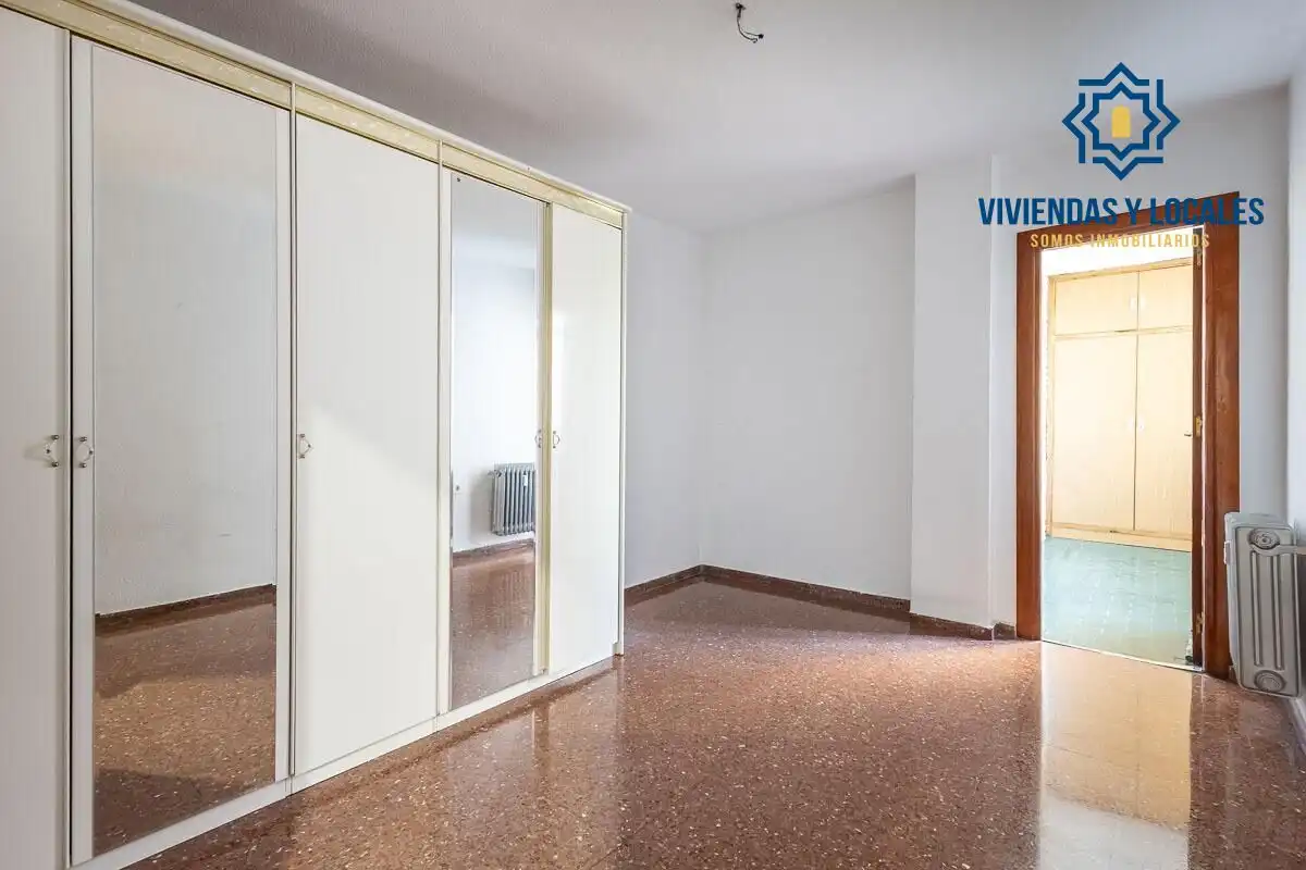 Piso con terraza en venta en Calle del Profesor Agustín Escribano 7, imagen 11