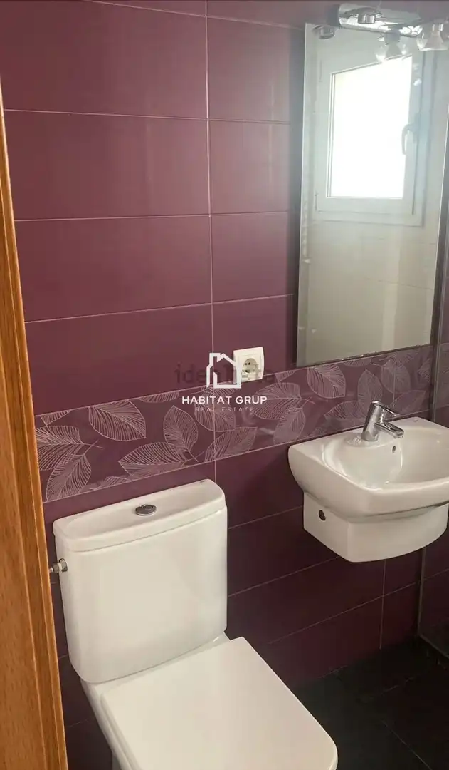 Bany de Casa o xalet en venda en Banyoles amb Calefacció, Terrassa i Traster