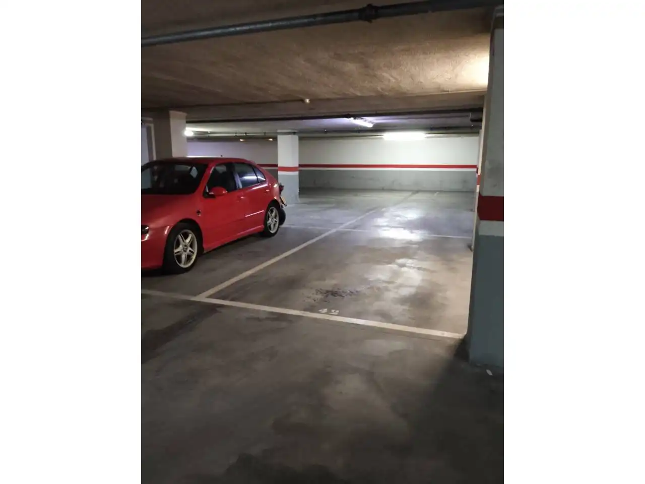 Einzelparkplatz mit Aufzug zum Verkauf in Calle Hernán Cortés