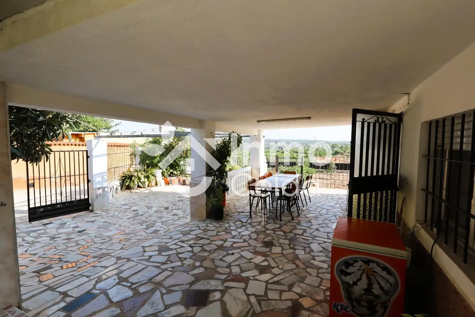 Terrassa de Casa o xalet en venda en Torrent amb Aire condicionat, Calefacció i Jardí privat