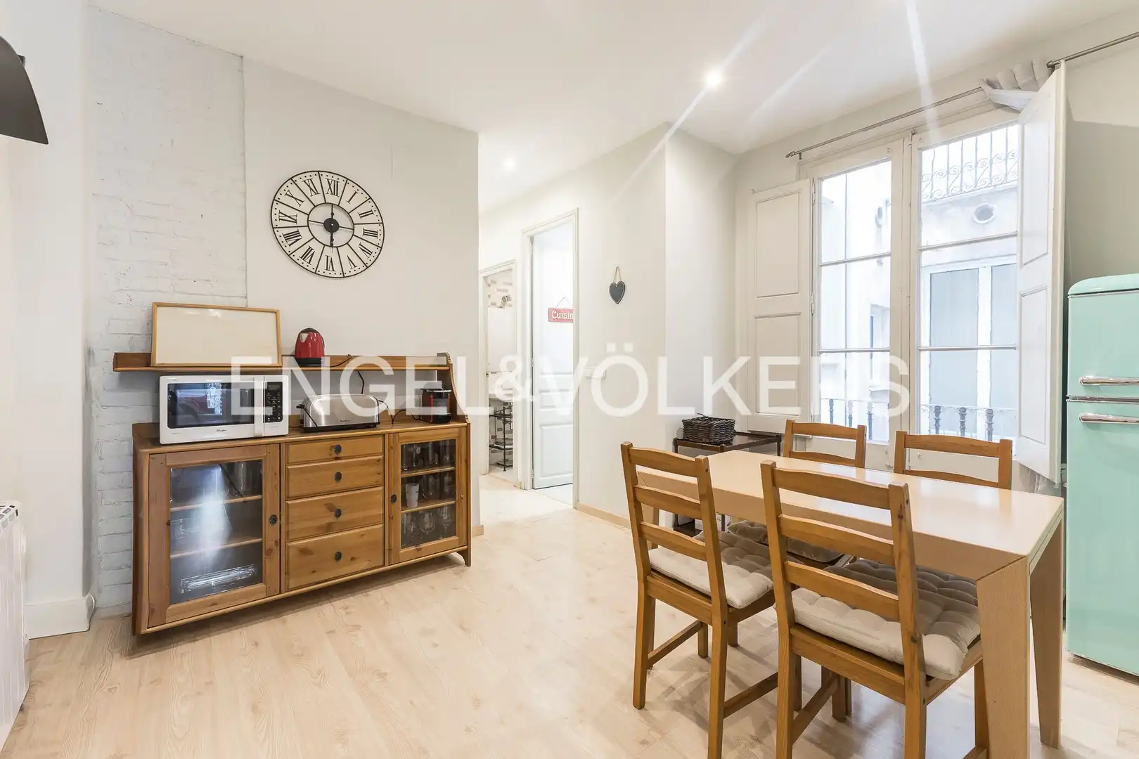 Exterior view of Flat for rent in Barcelona  with Air Conditioner, Heating and Parquet flooring