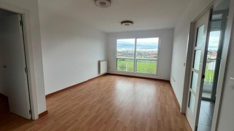 Photo 2 of Flat for rent in Calle Rosalía de Castro, 13, Peñacastillo - Nueva Montaña, Santander