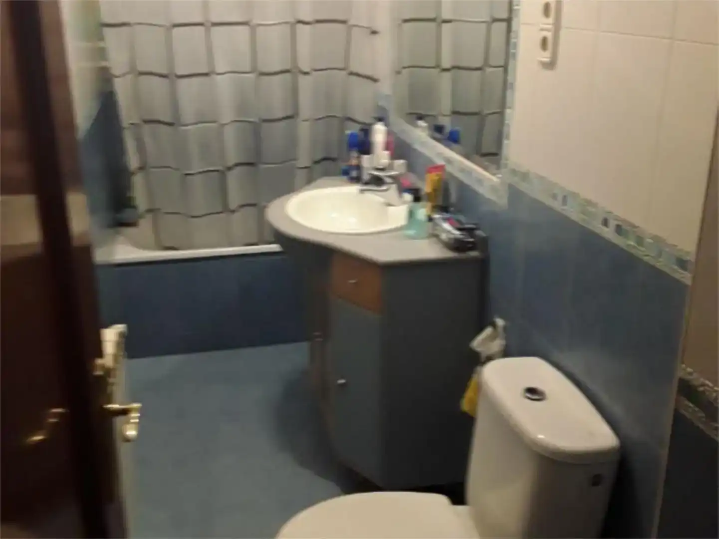 Badezimmer von Wohnung zur untervermieten in Torrejón de Ardoz mit Parkett, Möbliert und Balkon