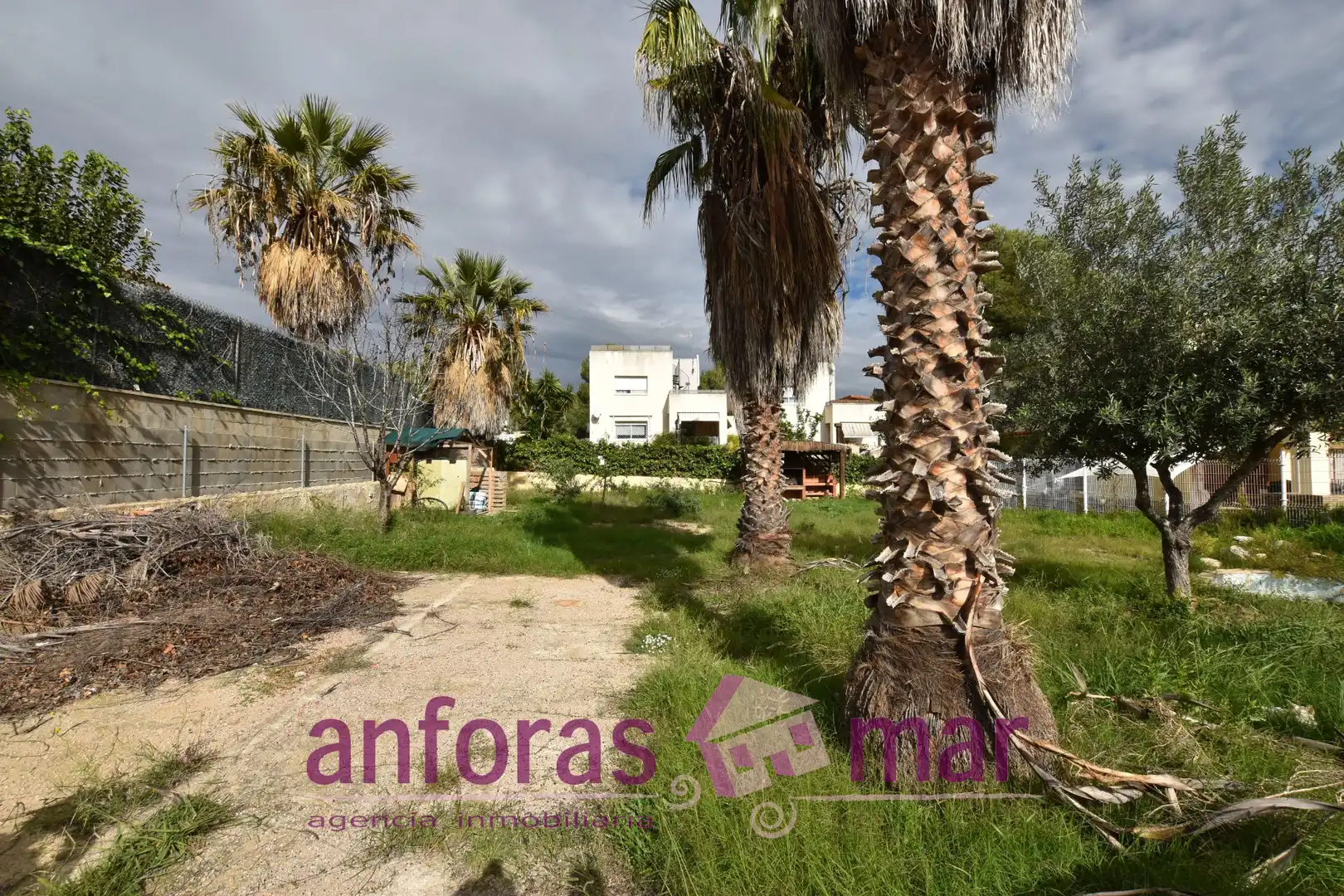 Residencial en venda en La Pobla de Montornès  